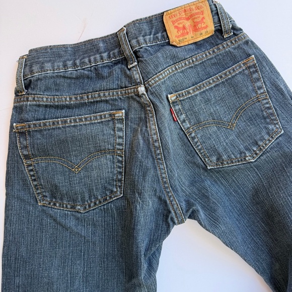 Boys Levi’s 505 Straight Leg Jeans Size 8 Husky 
28w x 23l​ - Picture 8 of 9